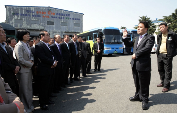 새마을 지도자와 팔복동 음식물 자원화시설 현장방문