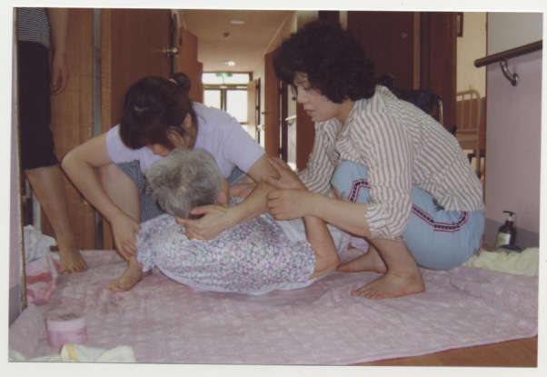 전주시내 불우시설 목욕봉사활동