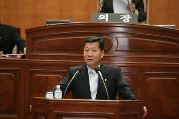 사회복지위원회 심사보고