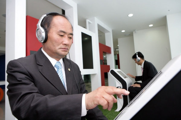 문화경제위원회 전주영화제작소 개관현장 방문