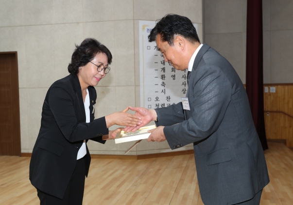 지방의정 봉사상 수상