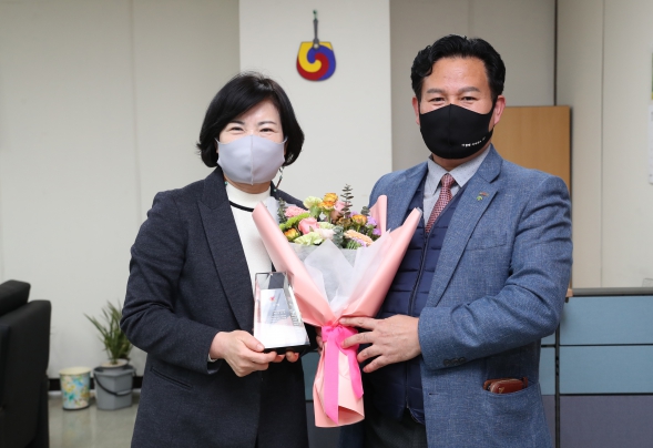 탄소융합기술원 감사패