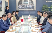 가나자와시의회 미래가나자와당 의원 방문01.JPG