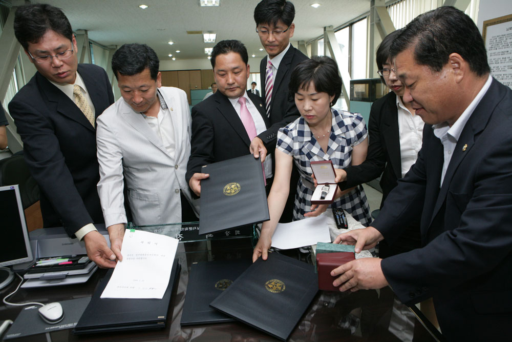 민주평화통일 자문회의 탈퇴