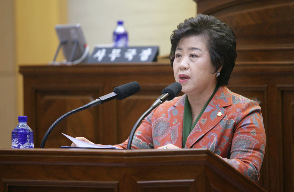 의회 동의없는 민간위탁 예산 도마위