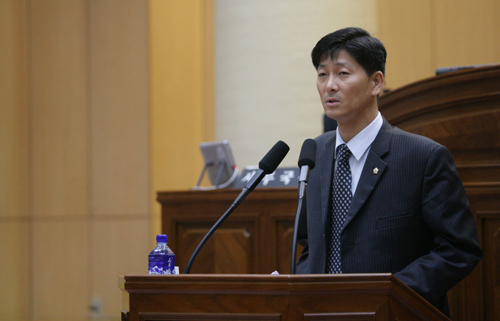 물없이 말라가는 아중천 살려야