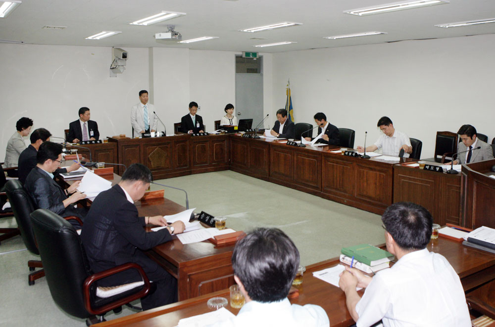 운영위원회 회의