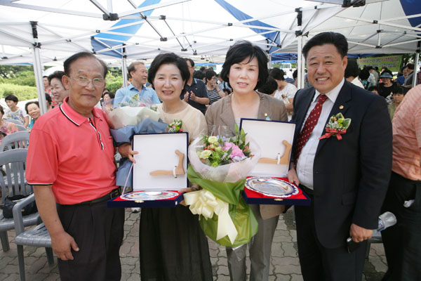 덕진수영장 개장