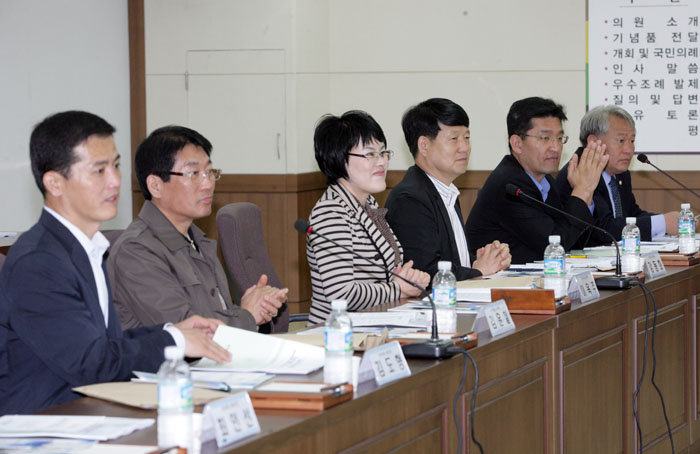 전주 창원시의회 조례연구 토론