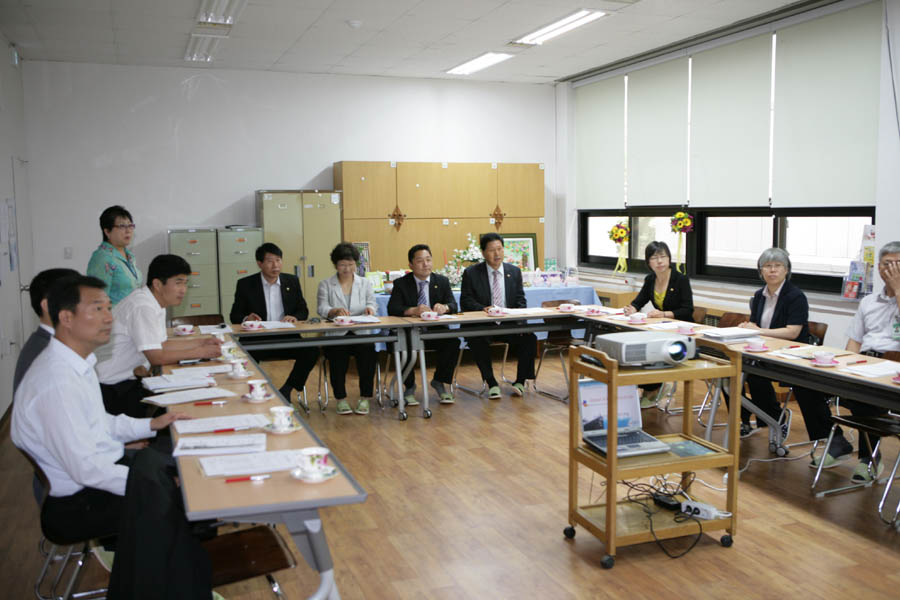 노인복지병원, 정신보건센터, 방문보건센터 등 의료시설방문