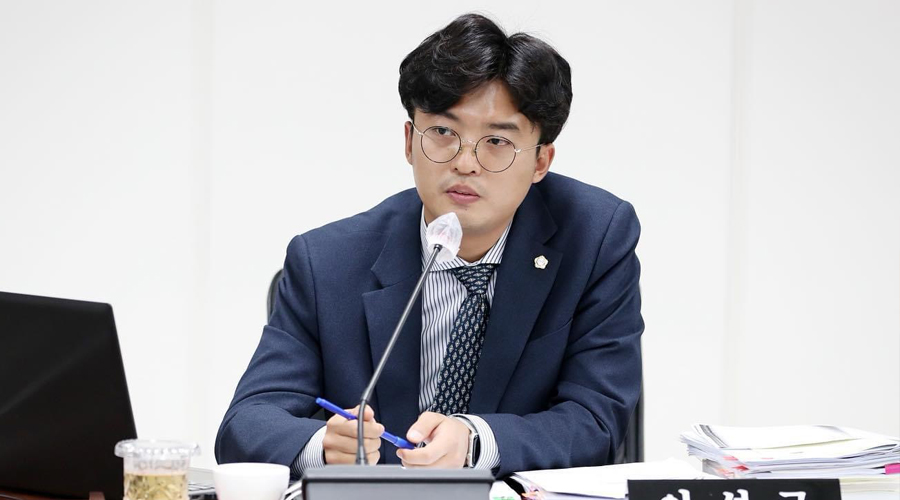 전주시의회 이성국 문화경제위원회 부위원장 사진