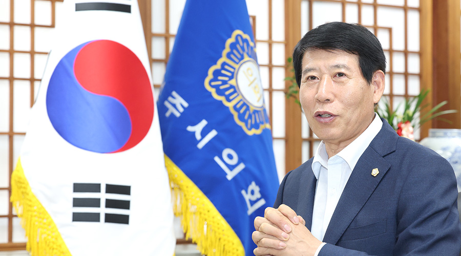 전주시의회 남관우 의장 사진