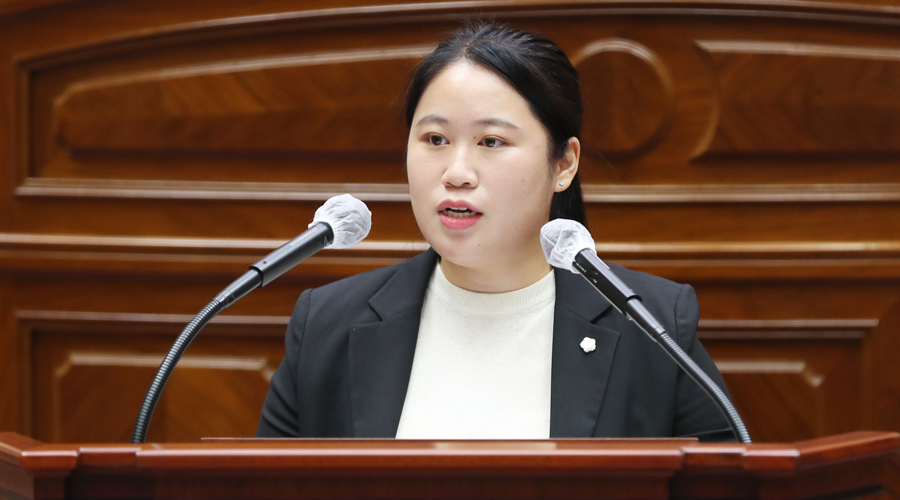 전주시의회 신유정 의회운영위원회 부위원장 사진