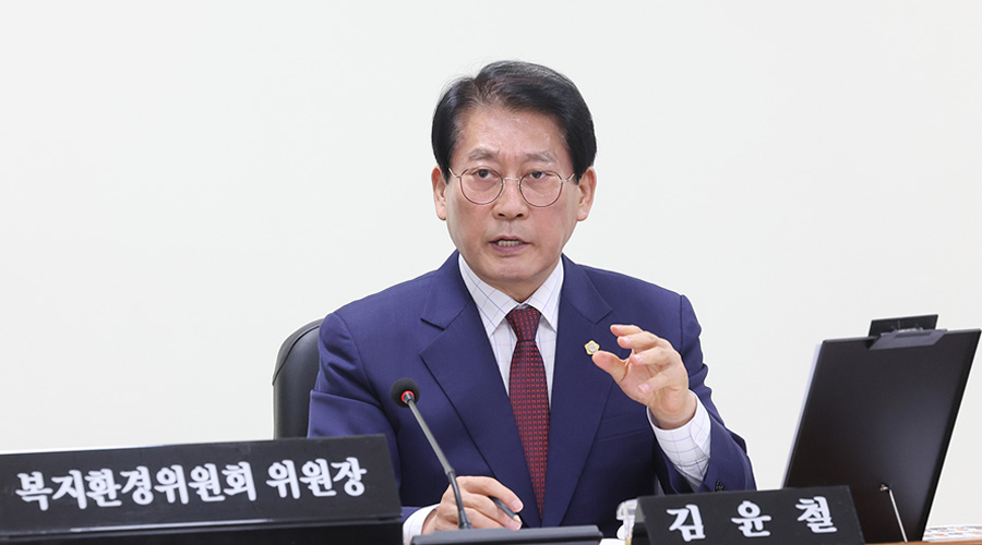 전주시의회 김윤철 복지환경위원회 위원장 사진