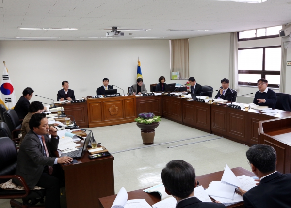 복지환경위원회 회의장면
