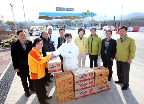 AI 방역초소 근무자 격려