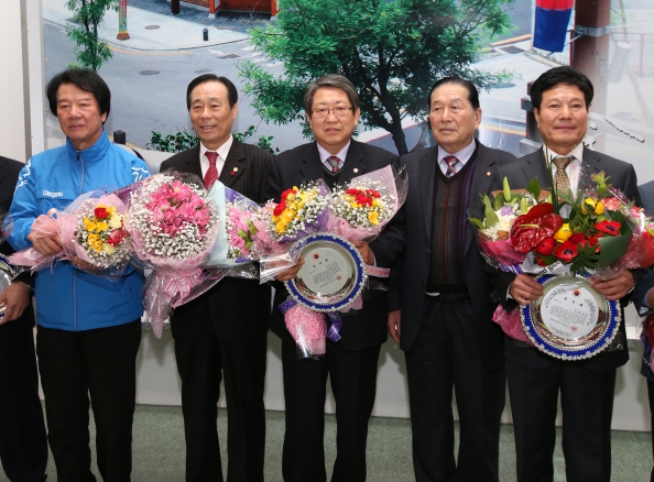 노인복지 공로 감사패 수상