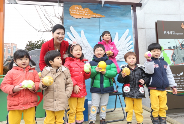 천사의날개 제막식