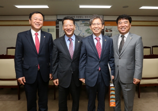 고문변호사 위촉식 