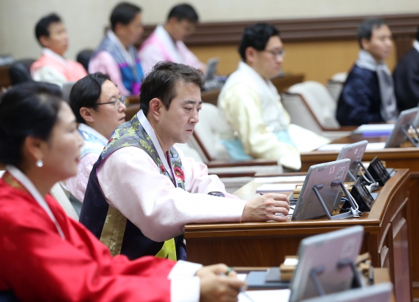 한복착용문화 진흥 조례제정