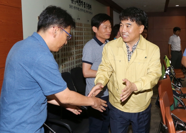 을지훈련 상황실 격려 방문