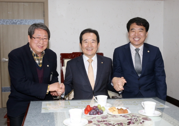 정세균 국회의장 전주시의회 방문