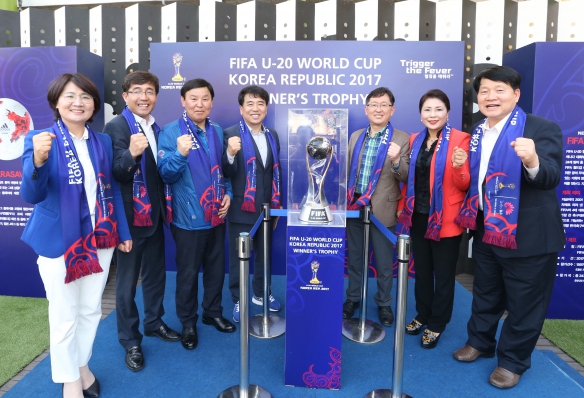 월드컵 우승트로피 전주에