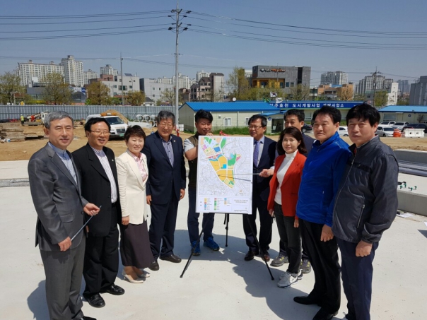 도시건설위원회 현장활동(만성, 효천 도시개발지역 방문)