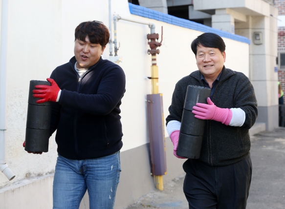 인후2동 저소득가정 연탄배달 봉사활동