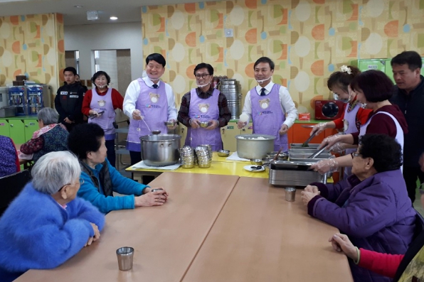 예찬365일 데이케어 배식봉사