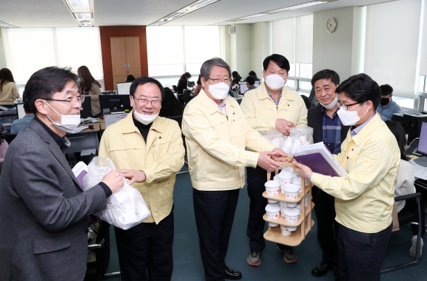 코로나19 소상공인 지원 콜센터 방문