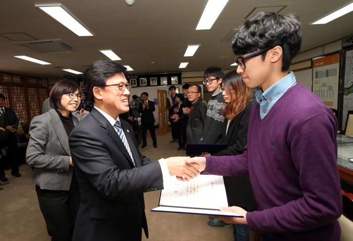 민생조례안 공모 시상식