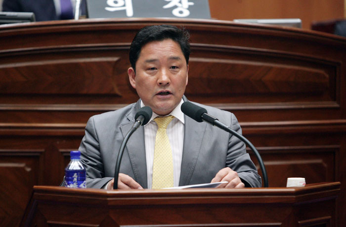 출산 육아 지원 확대해야