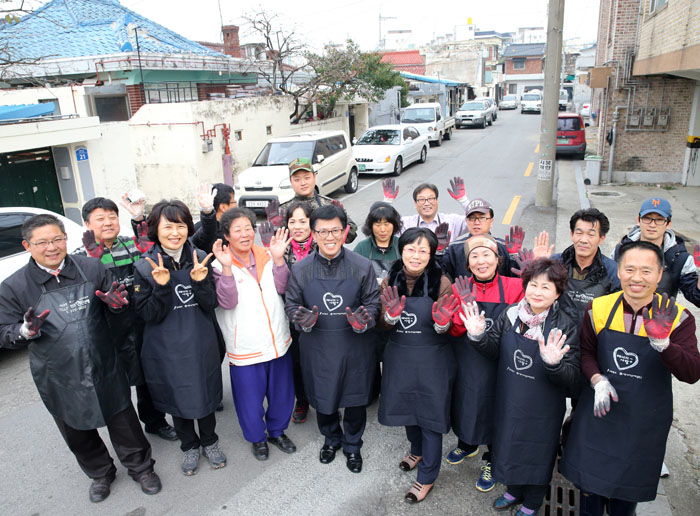 봉사자들과 함께