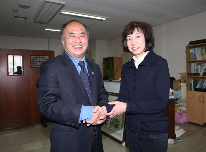 한옥마을 방문하 마코토