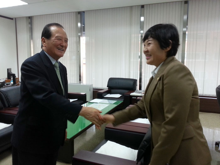 강현욱 추진위원장 면담