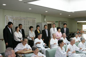 노인복지병원, 정신보건센터, 방문보건센터 등 의료시설방문