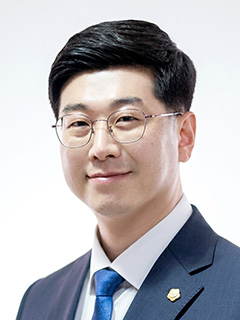 김동헌 부의장<br>도시건설위원회&nbsp;위원