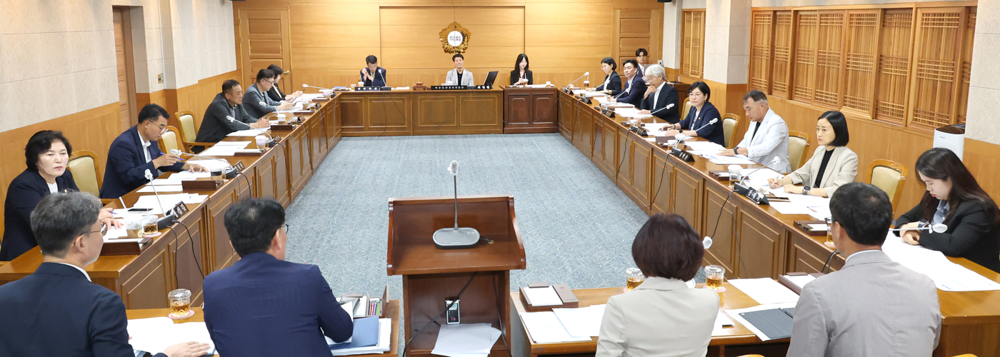 전주시의회 의회운영위원회 사진